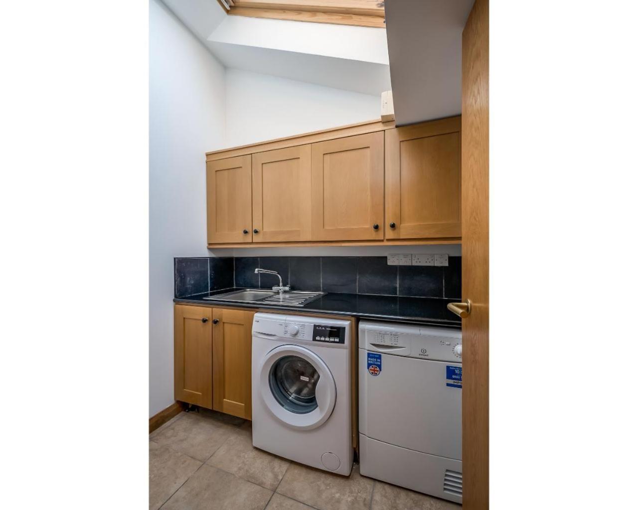 Central Belfast Apartments Pottinger'S Quay מראה חיצוני תמונה
