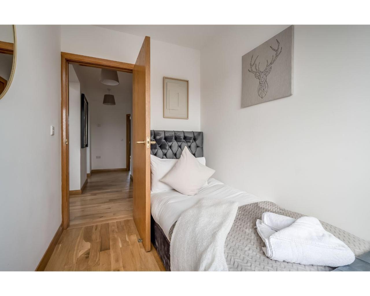 Central Belfast Apartments Pottinger'S Quay מראה חיצוני תמונה